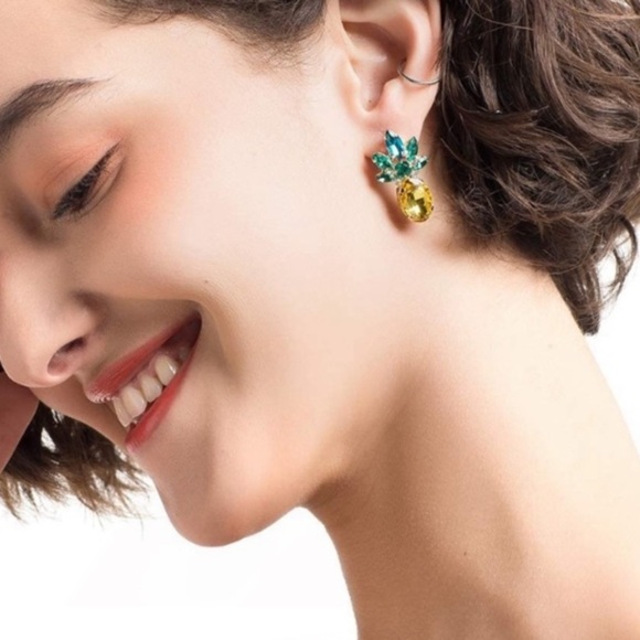 Betsey Johnson Rhinestone Crystal Pineapple Statement Earrings - Picture 2 of 5